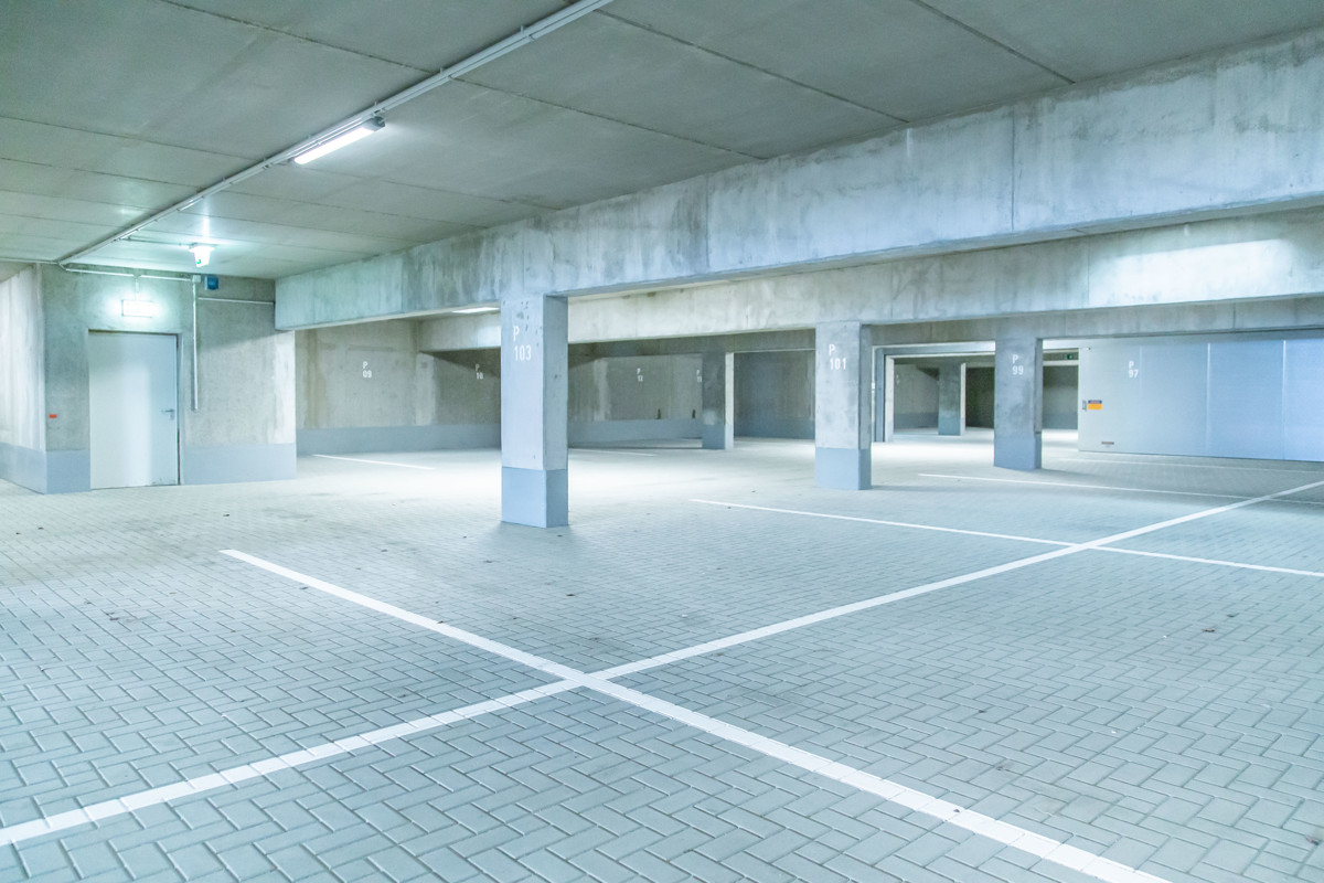 Sicher Parken in der König-Albert-Residenz!
Ihr Stellplatz zum Greifen nah.