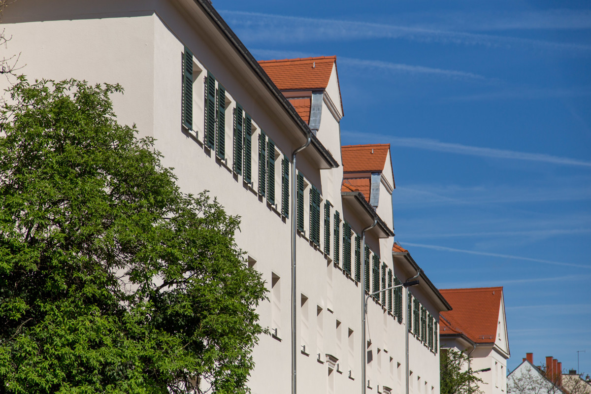 DiestrassenseitigeAnsicht