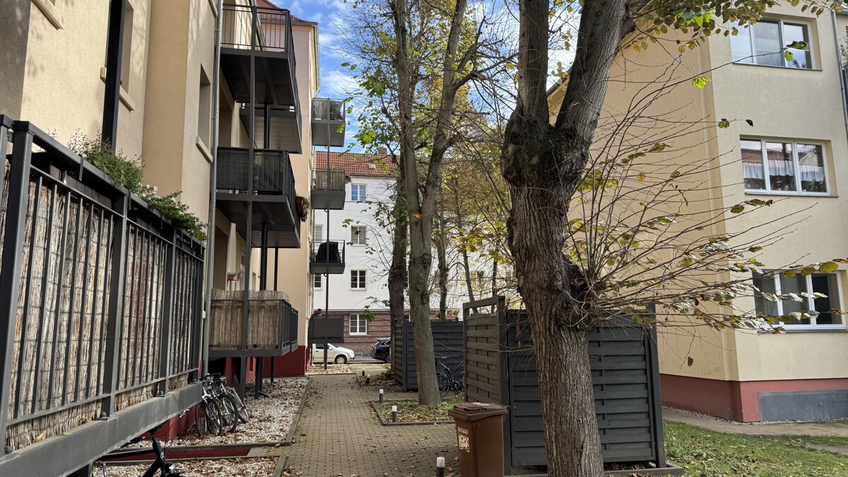 *Reserviert* Sofort einziehen: Traumhafte Maisonette mit Altbauflair und modernem Komfort