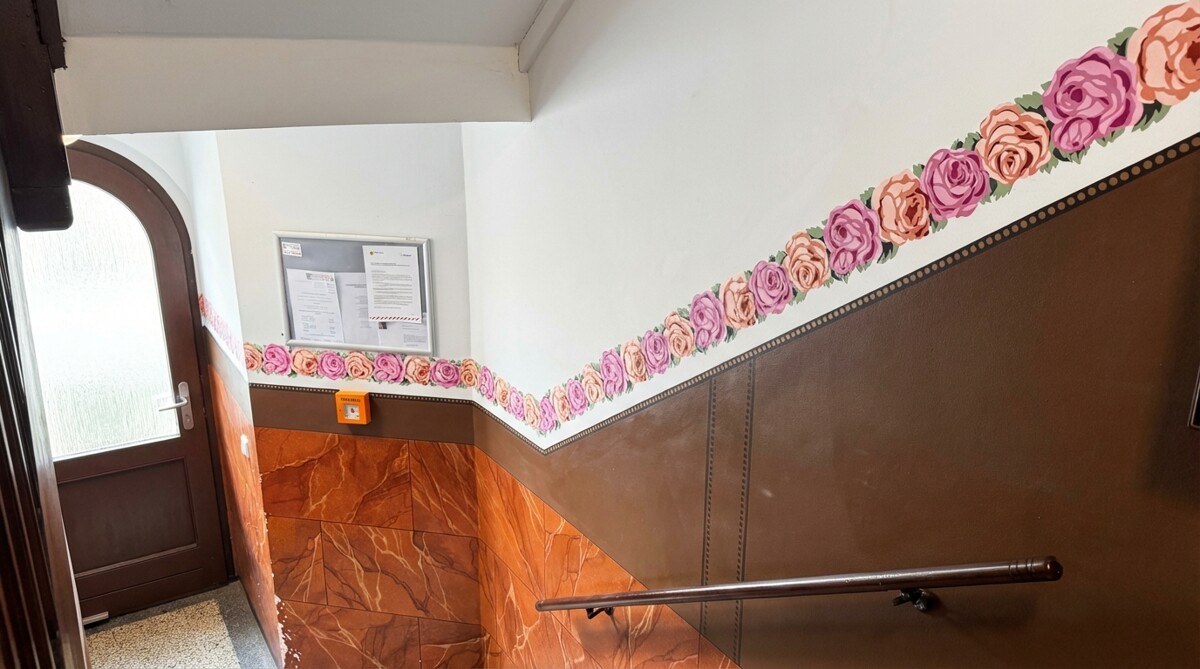 *Reserviert* Sofort einziehen: Traumhafte Maisonette mit Altbauflair und modernem Komfort