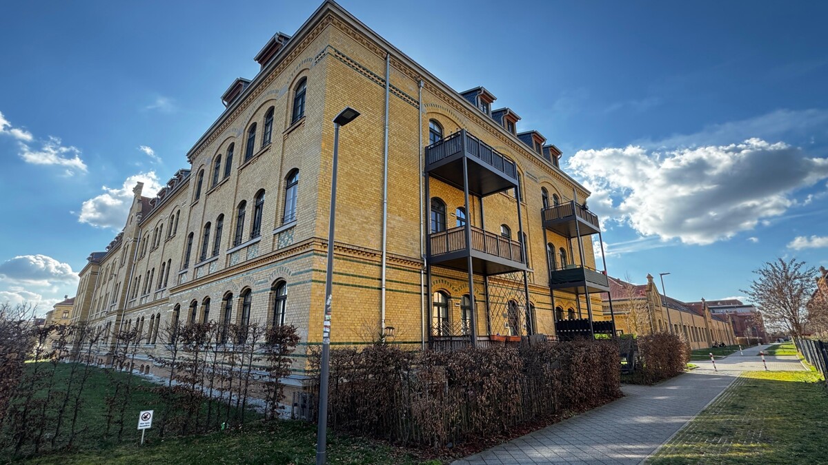 4-Zimmer-Eigentumswohnung – praktischer Grundriss, TG-Stellplatz, super Anbindung