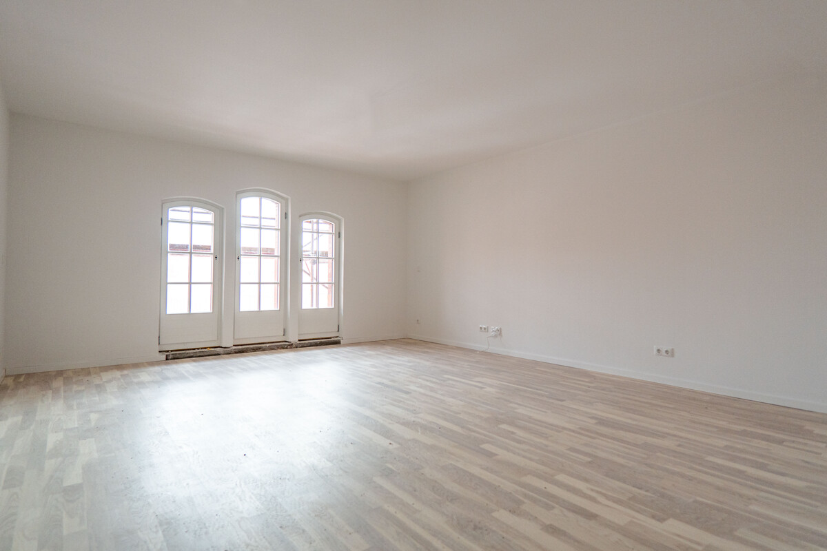 Moderner Wohntraum eingebettet in historischem Areal! *EBK*