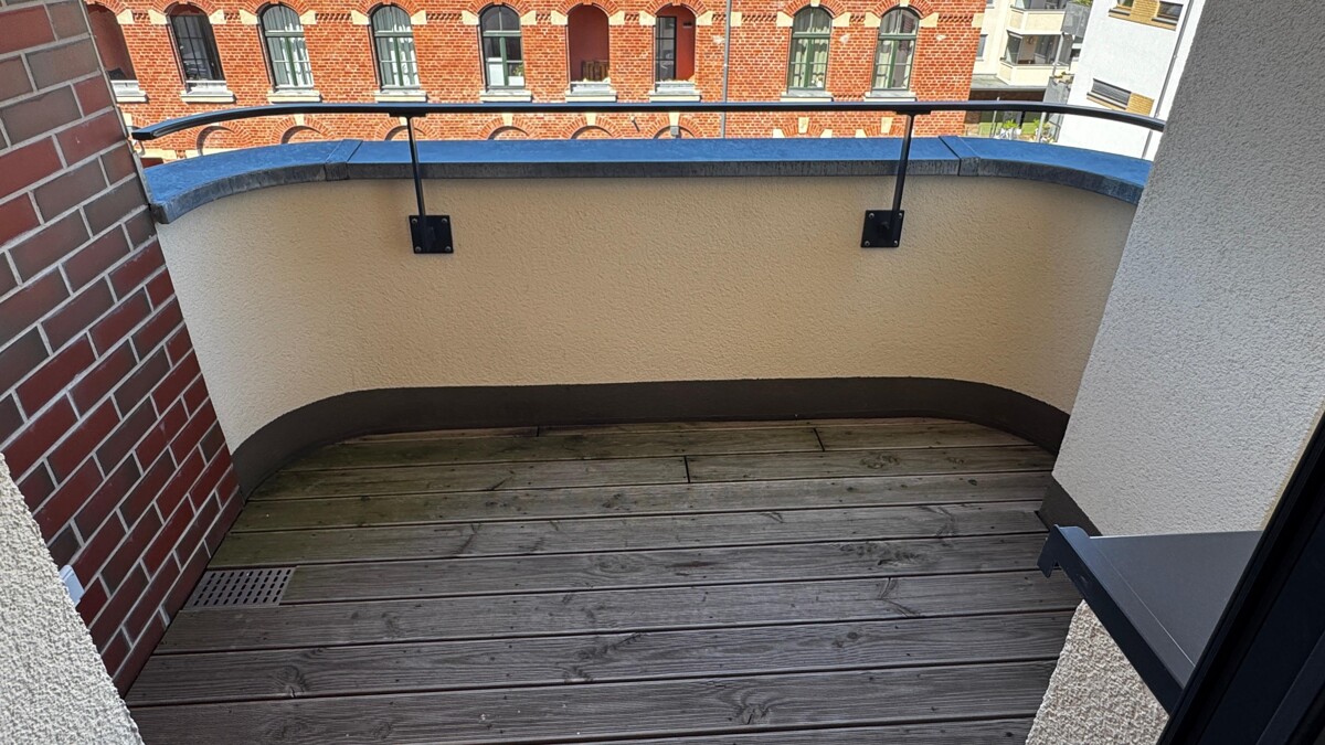 kleinerBalkon