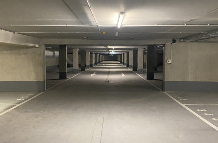 Sicher Parken in der König-Albert-Residenz!